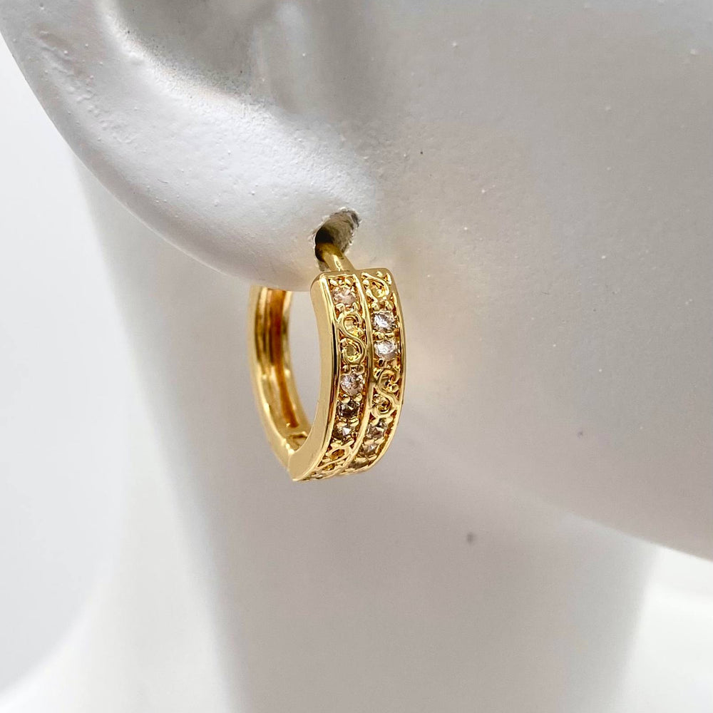 HUGGIE CHAPA DE ORO 18K