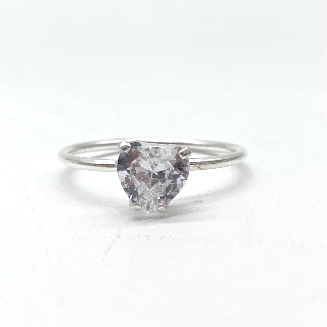 ANILLO ZIRCONIA CORAZON SOLITARIO PLATA 925.
