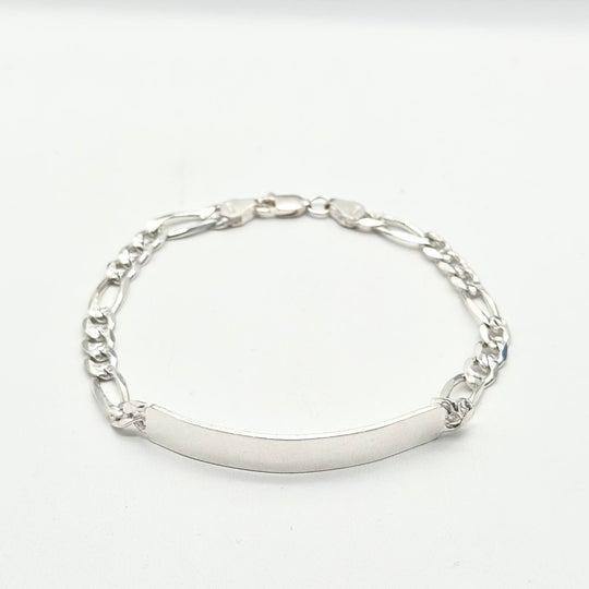 Esclava de plata 925 con tejido Cartier y placa lisa para grabado, medida de 18 cm de largo por 5 mm de ancho.