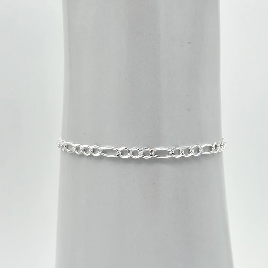 Pulsera tejido Cartier elaborada en plata 925 mexicana con acabado brillante, 21 cm de largo y 5 mm de ancho.