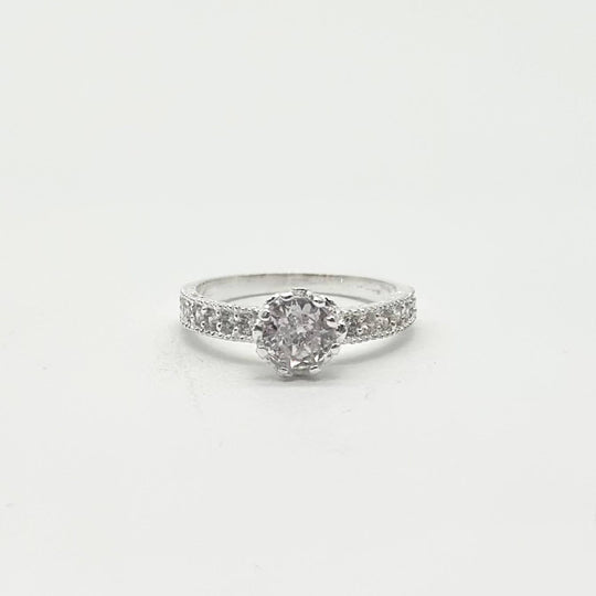 Anillo Solitario de Plata 925 con Zirconia Central