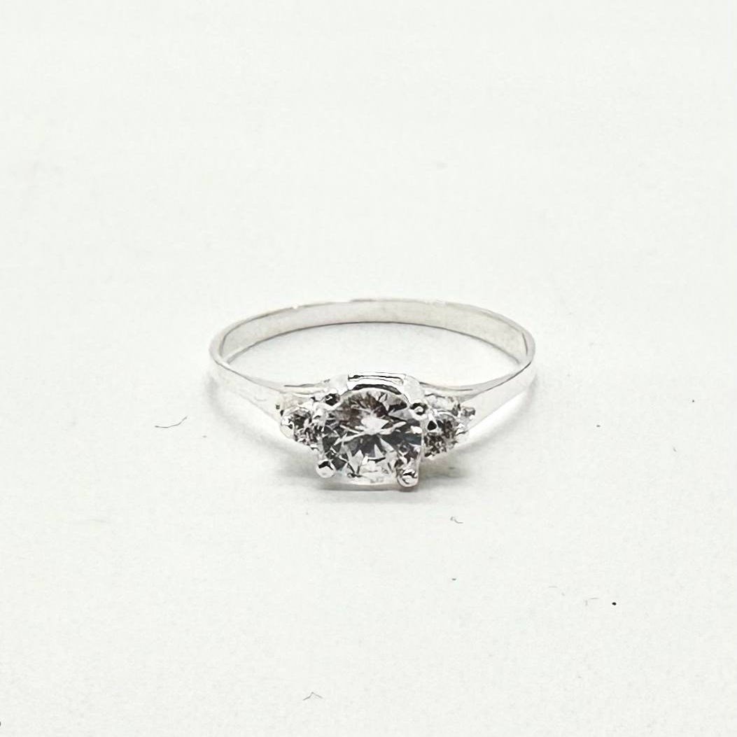 Anillo Solitario Clásico de Plata 925 con Zirconias | Mael Joyería
