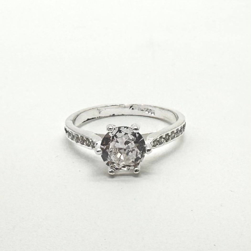 Anillo Solitario de Plata 925 con Zirconia Redonda | Mael Joyería