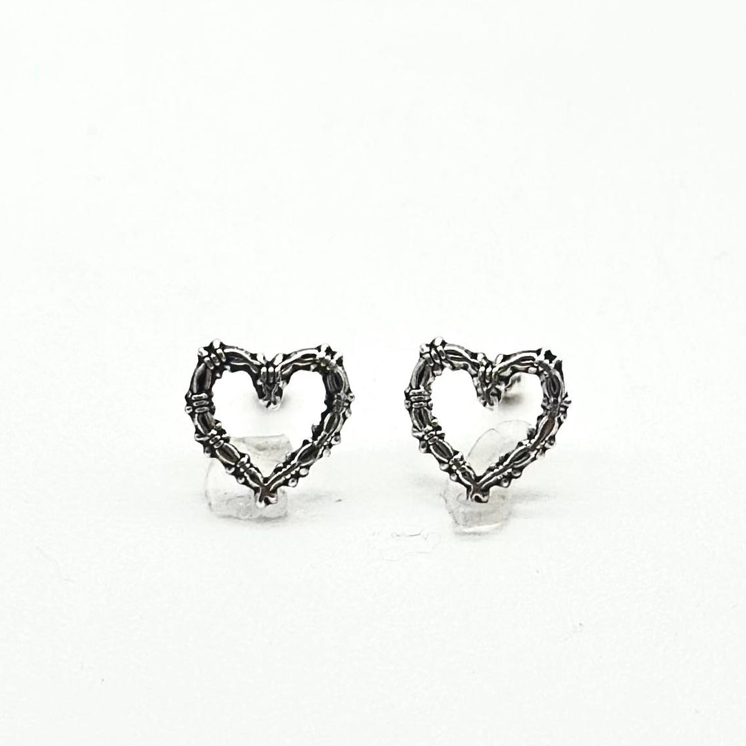 Broquel Corazón Gótico en Plata 925 | Mael Joyería