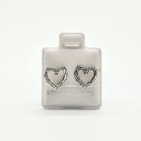 Broquel Corazón Gótico en Plata 925 | Mael Joyería