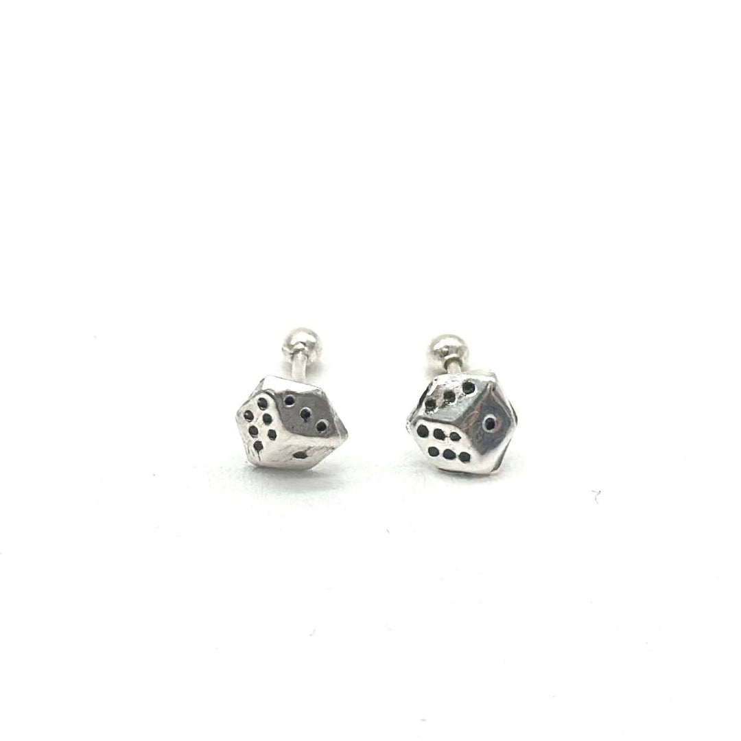 Broquel Dado de la Suerte en Plata 925 | Mael Joyería
