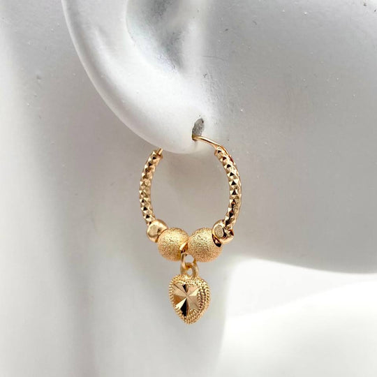 ARRACADA MINI CORAZON CHAPA DE ORO 18K